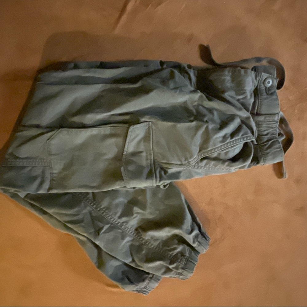 Uniqlo Kids Olive Green Cargo Pants
